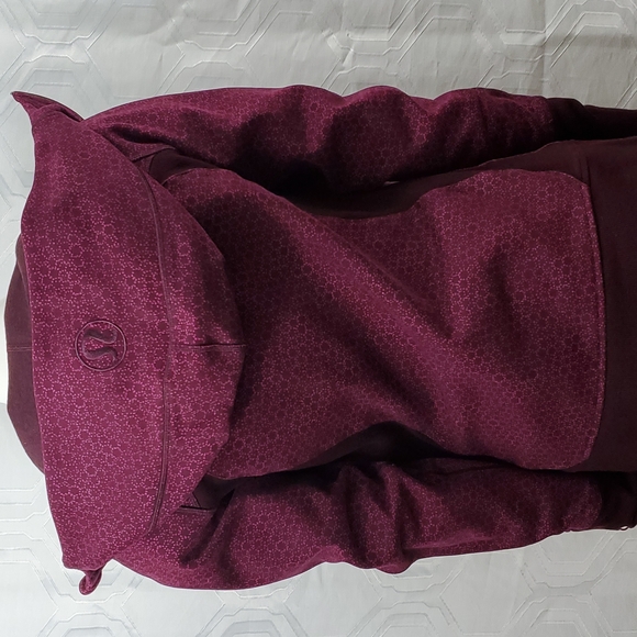 Lululemon Plum Sweater Size 6 - Picture 9 of 12